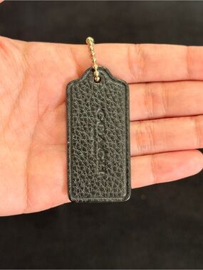 2.25” Medium Modern Coach Leather Key Fob Bag Charm Keychain Hang Tag/Hangtag